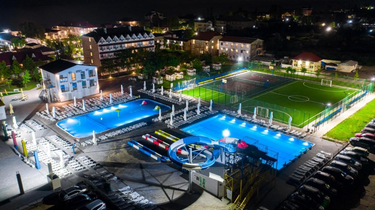 Ruta Resort & Event Hotel Zatoka Exteriör bild